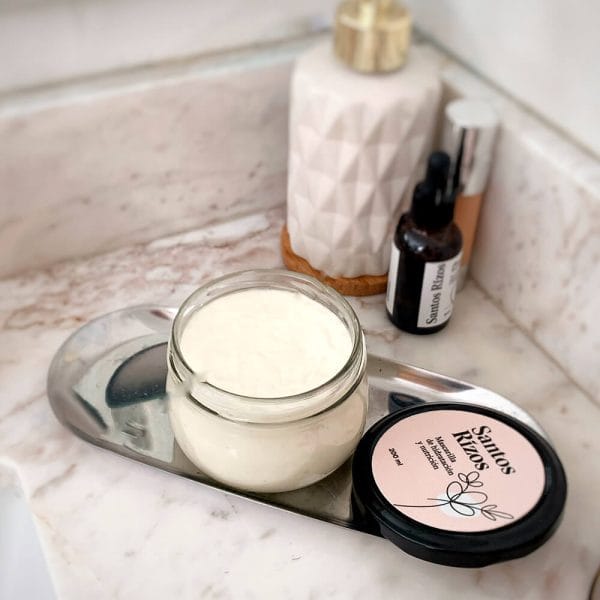 Mascarilla capilar Hidratante: Revierte los daños de un cabello maltratado y reseco. - Imagen 2